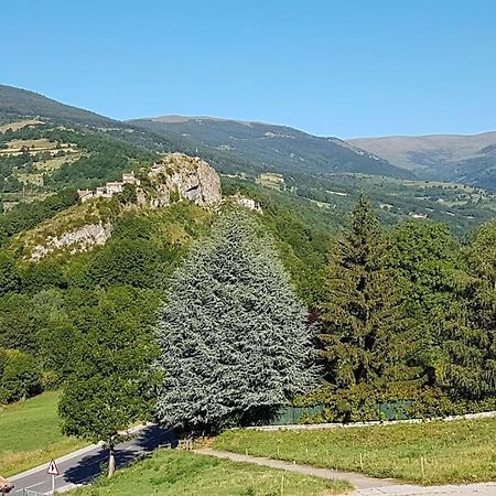 El Mussol De La Vila Camprodon, Balconets Amb Vistes A La Placa 外观 照片